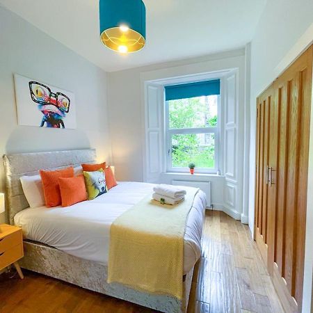 Desirable 2 Bed Apt Near Edinburgh Castle Διαμέρισμα Εξωτερικό φωτογραφία