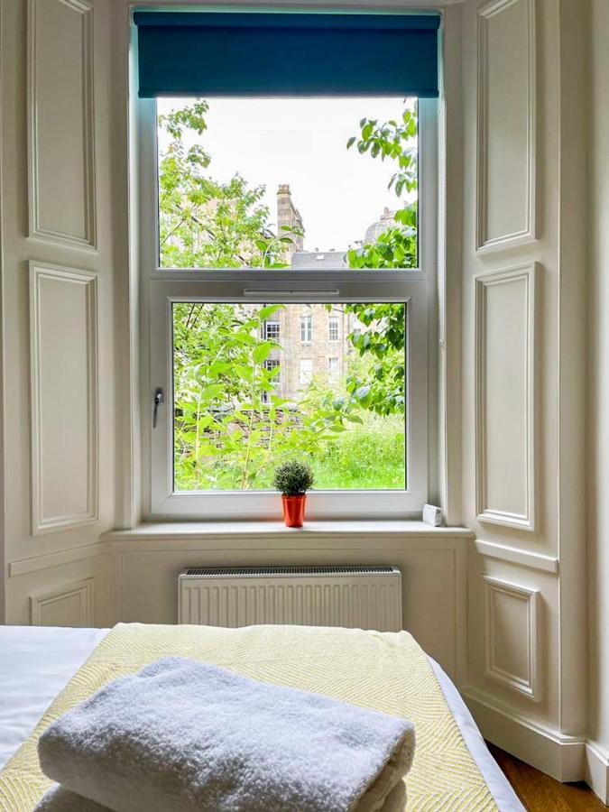 Desirable 2 Bed Apt Near Edinburgh Castle Διαμέρισμα Εξωτερικό φωτογραφία