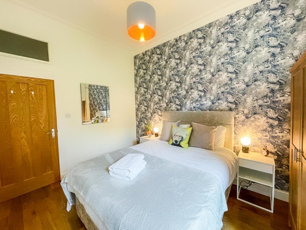 Desirable 2 Bed Apt Near Edinburgh Castle Διαμέρισμα Εξωτερικό φωτογραφία