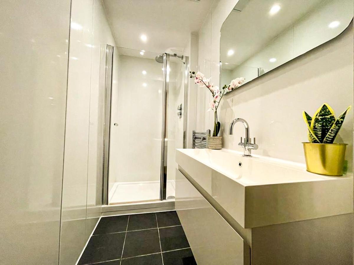 Desirable 2 Bed Apt Near Edinburgh Castle Εξωτερικό φωτογραφία